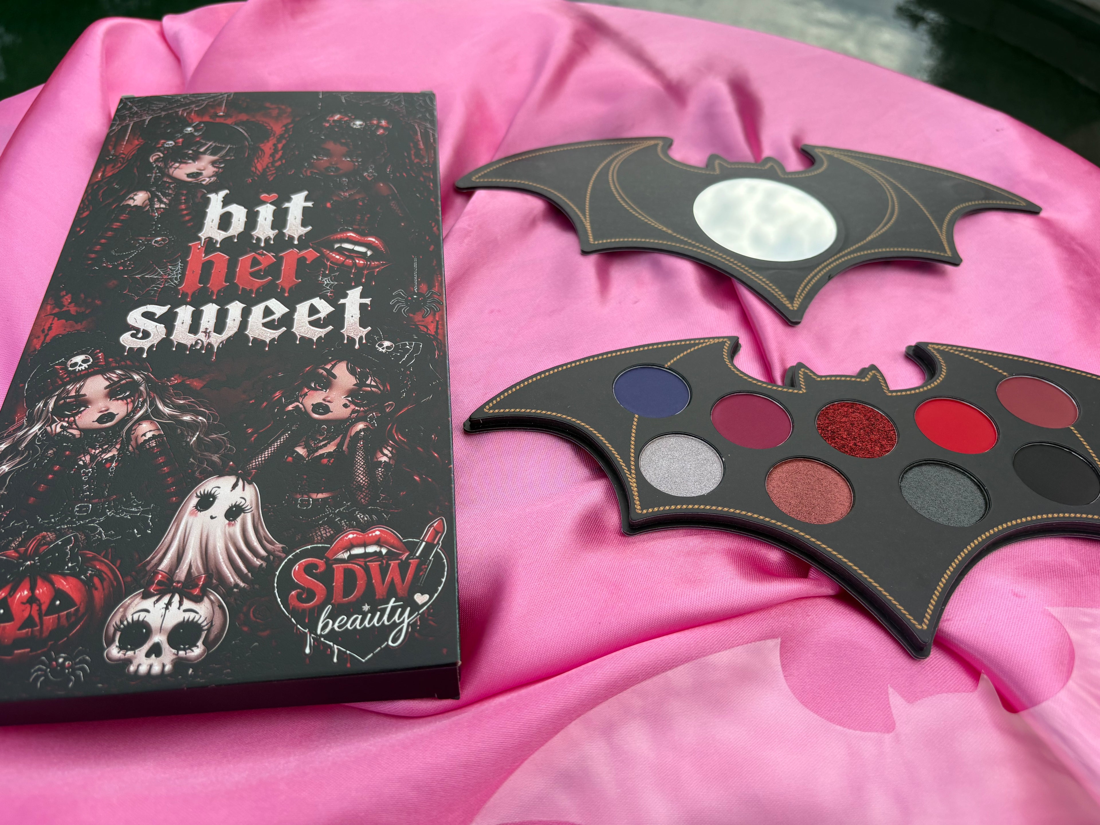 Bit Her Sweet eyeshadow palette