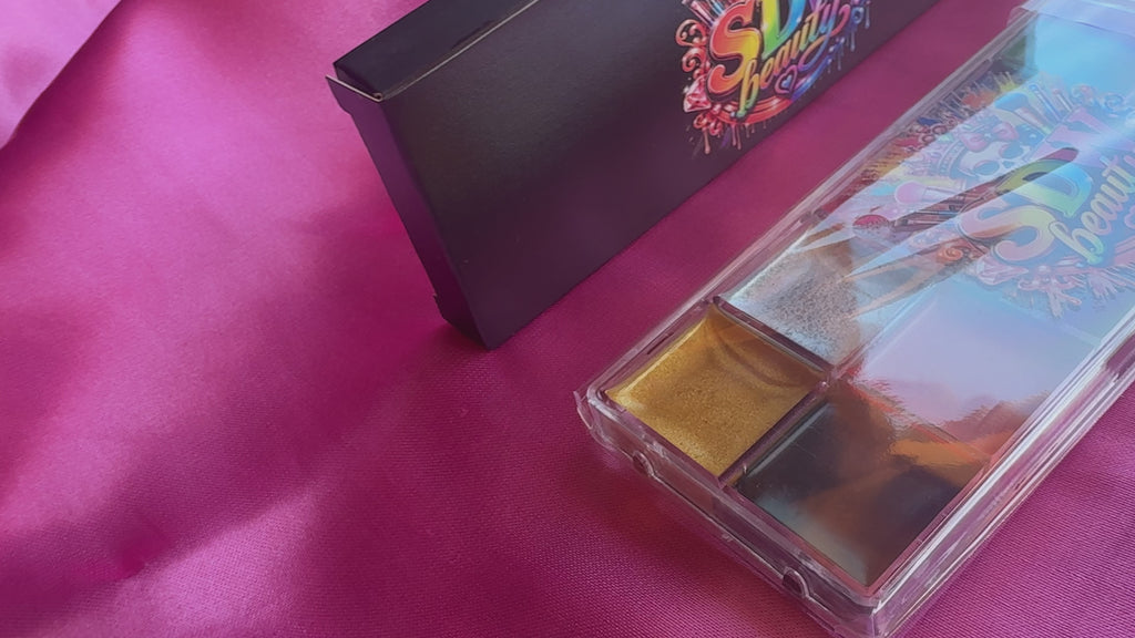 The “Paint Me Savage” paint palette